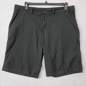 O'Neill Men's Shorts 2 Way Stretch Black w/ Grey Pin Stripe Size 38 EUC